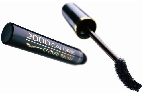 2000 Calorie Curved Brush Mascara från Max Factor fixar perfekt form på fransarna, 130 kronor.