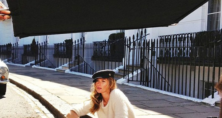 "Beautiful sunshine in London", skrev Gisele och postade den här bilden på Instagram.