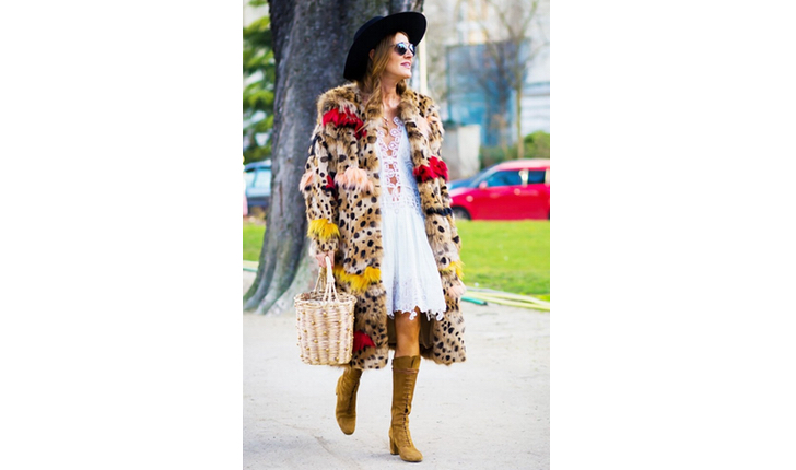 Anna Dello Russo bär den till leopardmönstrad kappa. Snyggt! Anna Dello Russo bär den till leopardmönstrad kappa. Snyggt!