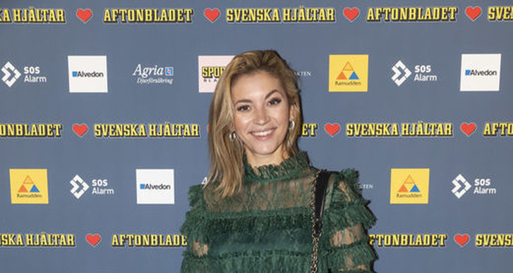 Michaela Forni på röda mattan på Svenska Hjältar 2018.